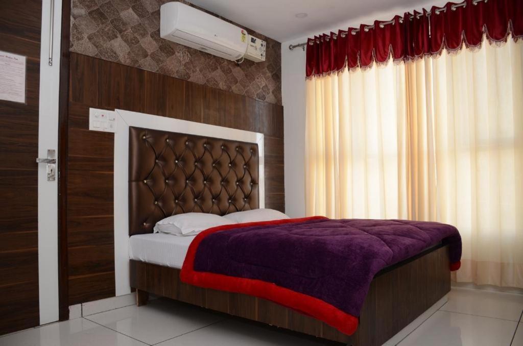 Hotel Robin Inn Amritsar Eksteriør bilde
