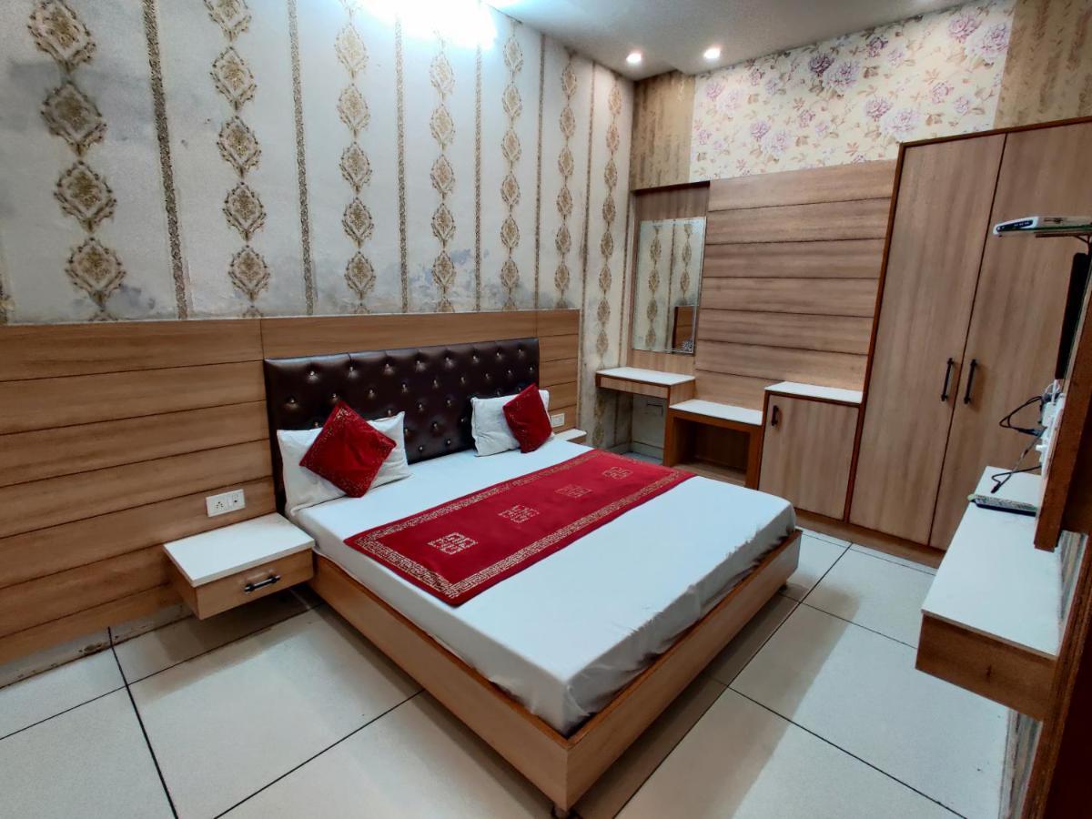 Hotel Robin Inn Amritsar Eksteriør bilde