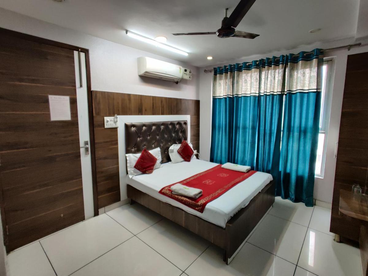 Hotel Robin Inn Amritsar Eksteriør bilde